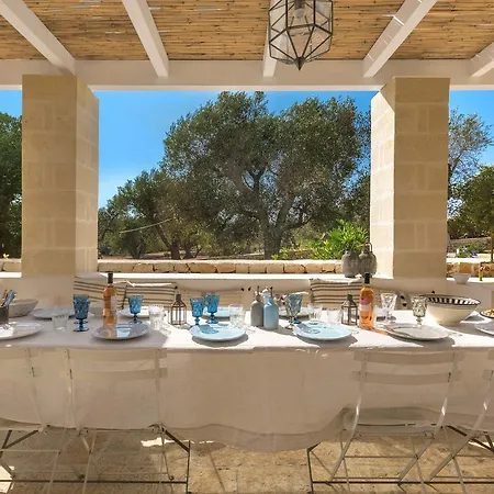 Casale Con Cipresso Villa Ostuni