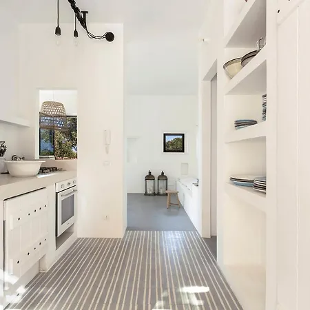 Casale Con Cipresso Villa Ostuni